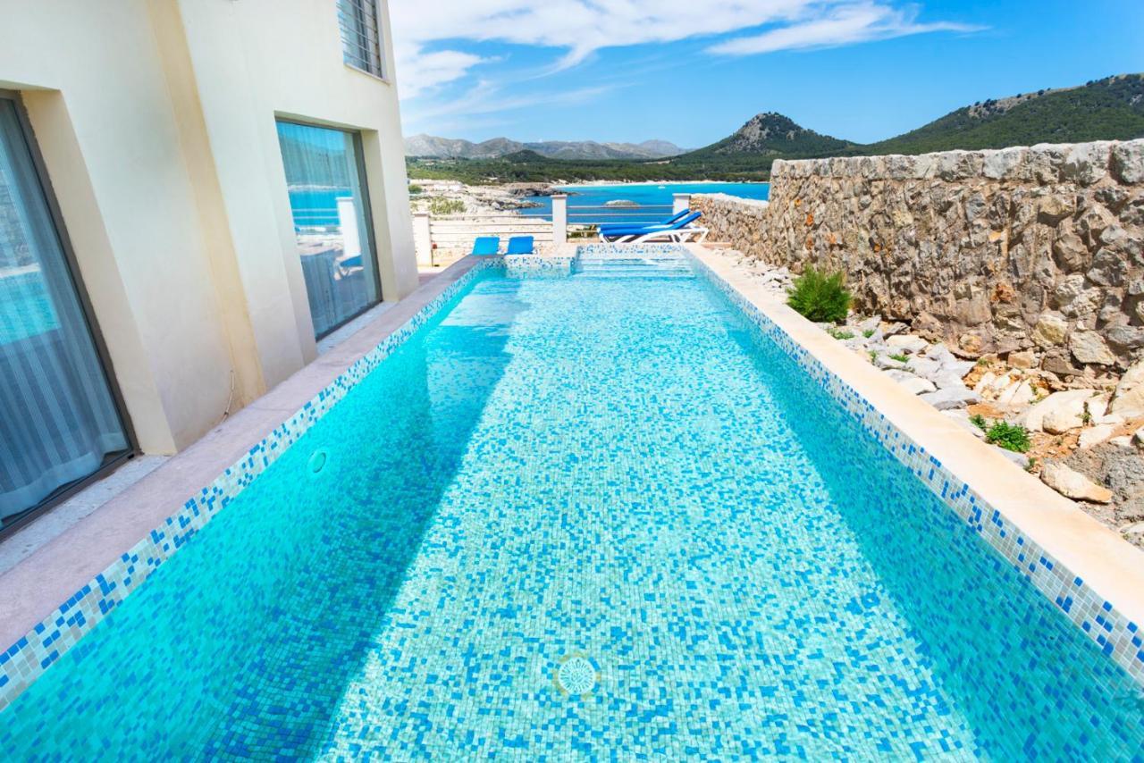 Apartment Cala Agulla 1 *