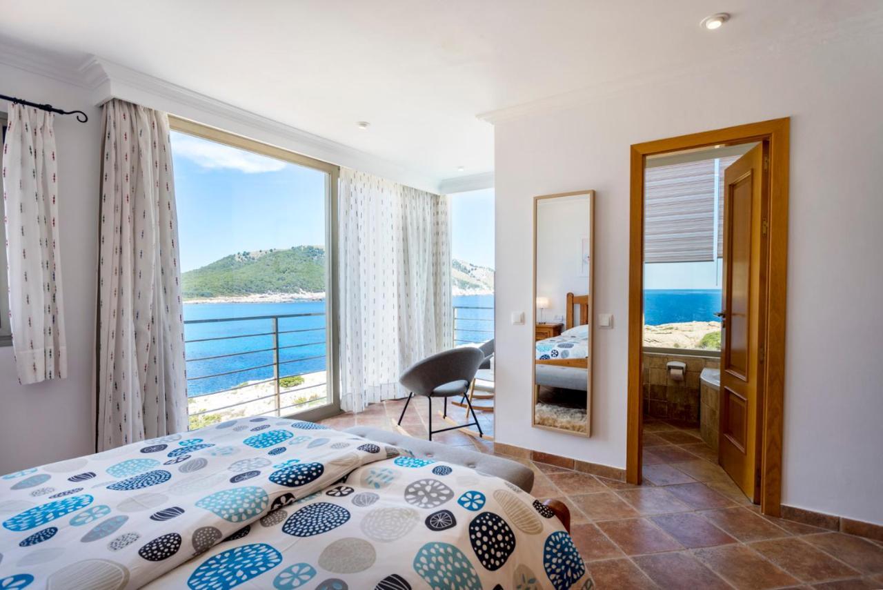 Apartment Cala Agulla 1 *